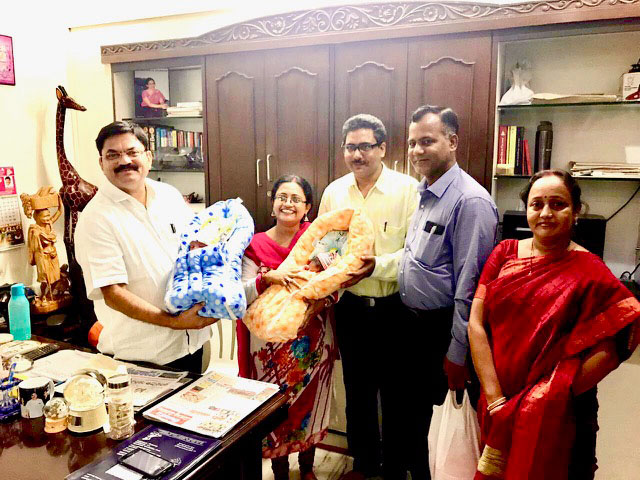 A couple  ( ?90882 66636? ?90517 89130?) from Assam (Gauhati) seeking blessings of Divakar Reddy Mg Director Dr Padmaja Fertility (Surrogacy) Hyderabad